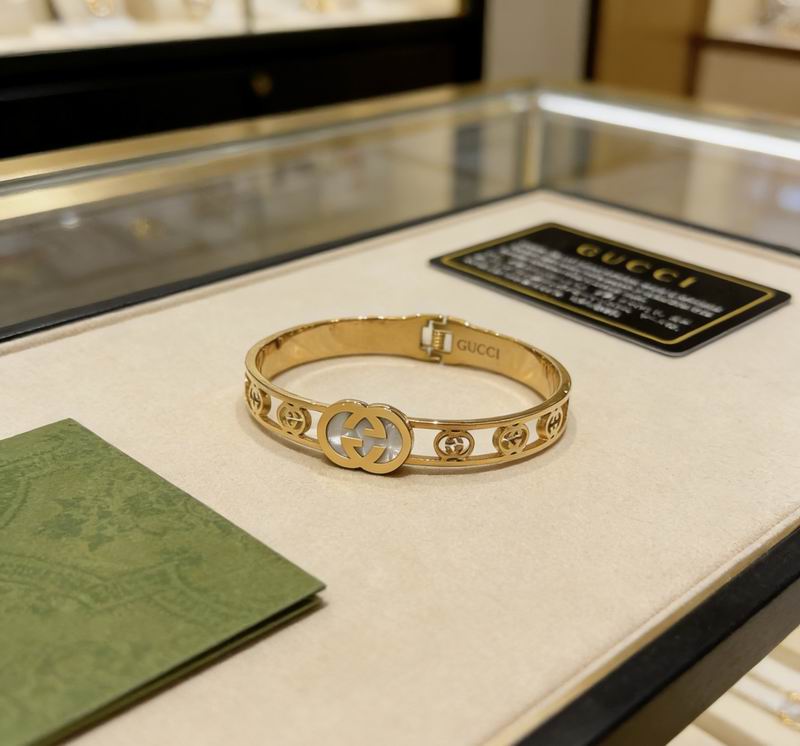 Gucci Bracelet 04yxs252
